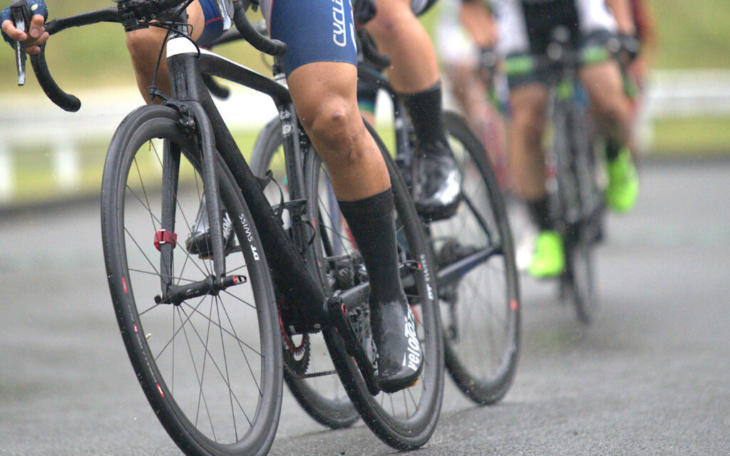 雨のレースで履いたVeloTozeのシューズカバー