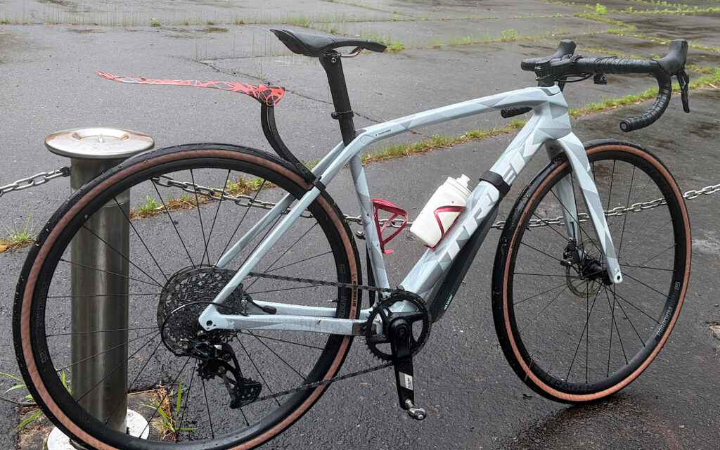 雨トレーニング仕様のTrek Boone 5、ディスクブレーキと35cタイヤ