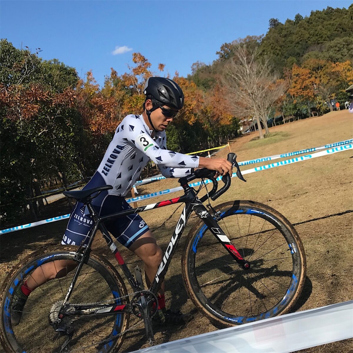 2019-2020 茨城シクロクロス第3戦 涸沼Day2 C2。お日さまは暖かい。