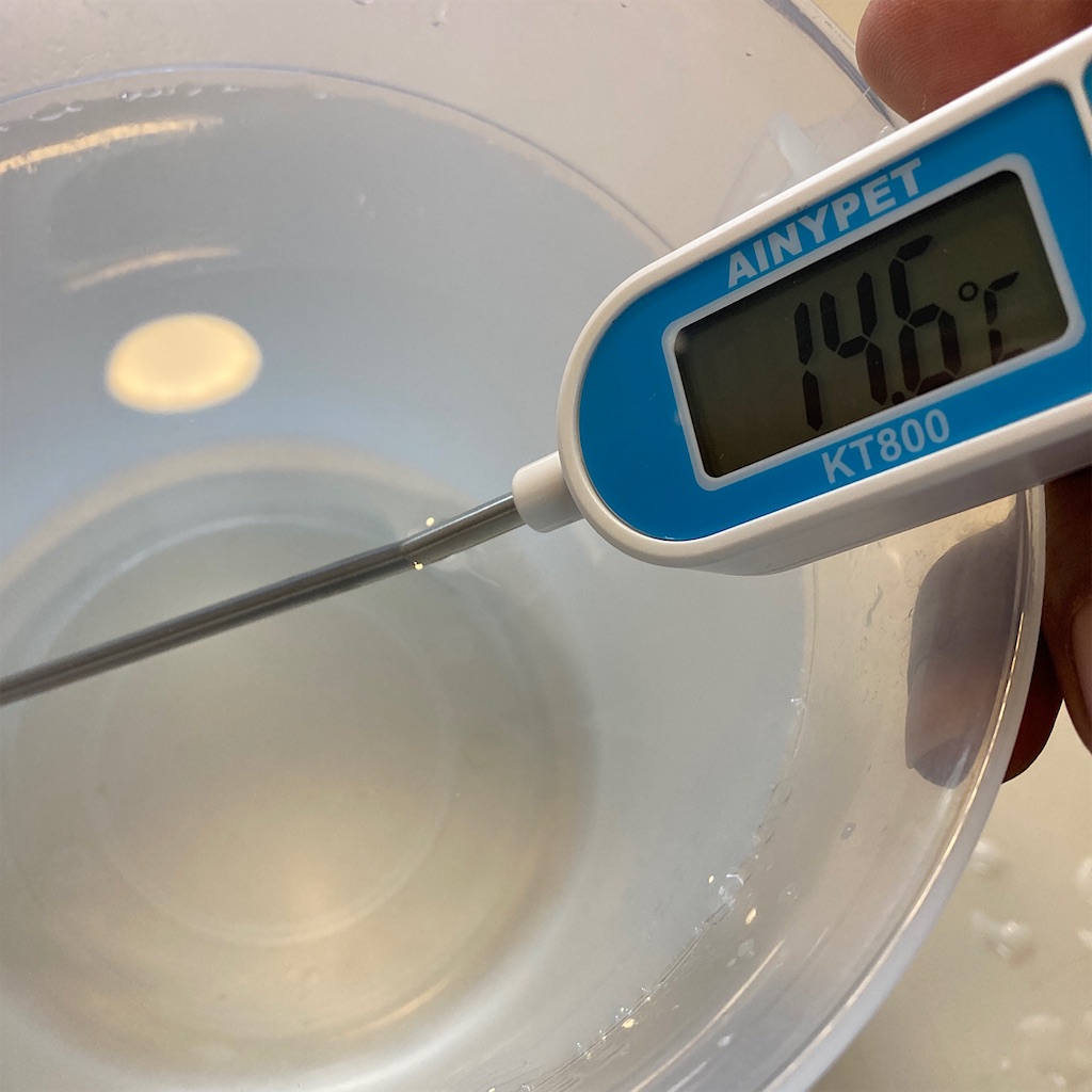 「どのメーカーの保冷ドリンクボトルが保冷効果高いの？」→実際に検証してみた