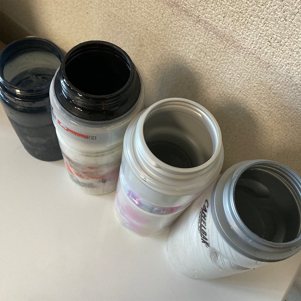 「どのメーカーの保冷ドリンクボトルが保冷効果高いの？」→実際に検証してみた