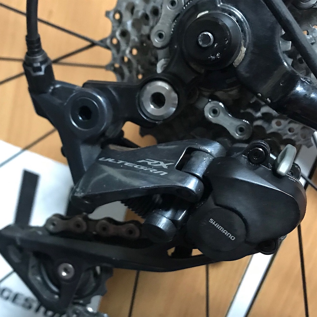 スタビライザー付きリアディレイラーがフロントシングル乗りに必須だった件。
