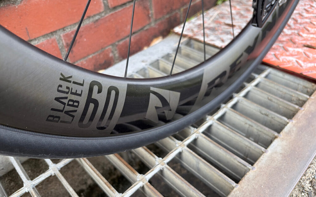 Reynolds BL60 ExpertのBLACK LABEL 60ロゴ